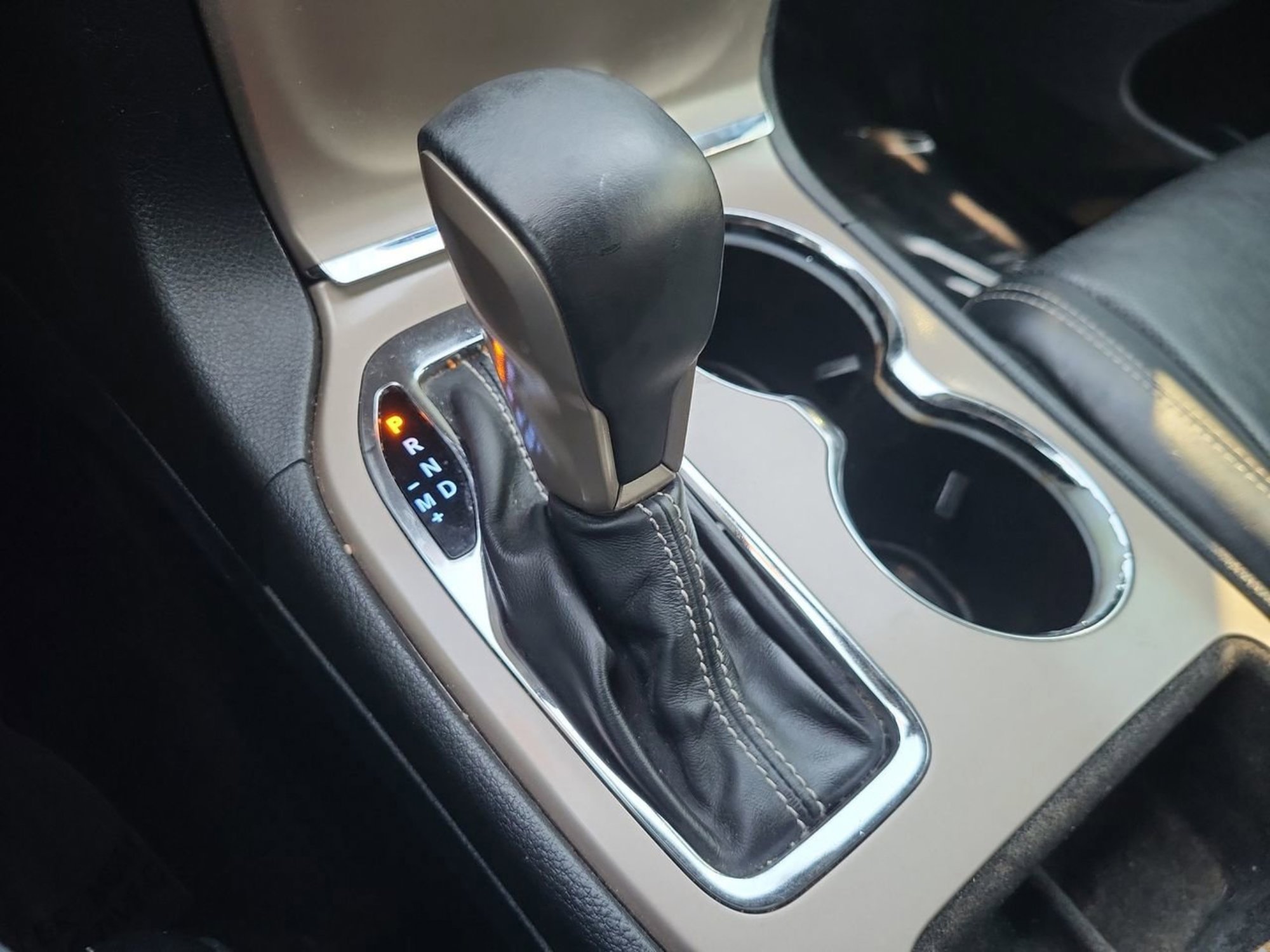 Used 2017 Jeep Grand Cherokee Limited w/ Luxury Group II image 26