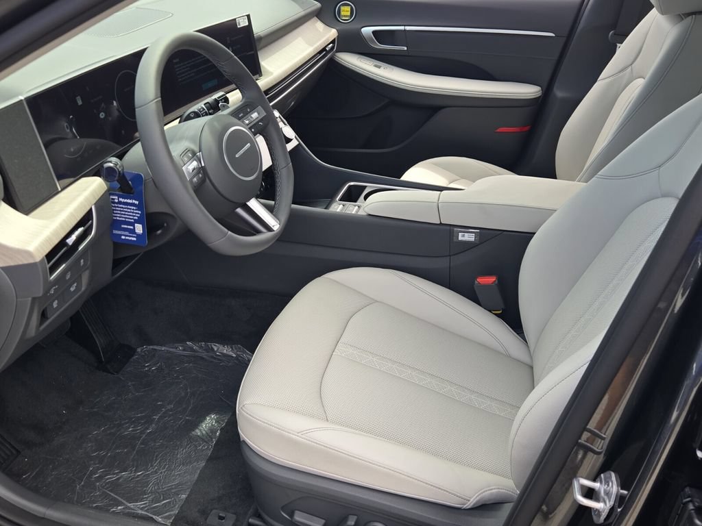 New 2026 Hyundai Sonata Limited FWD image 5