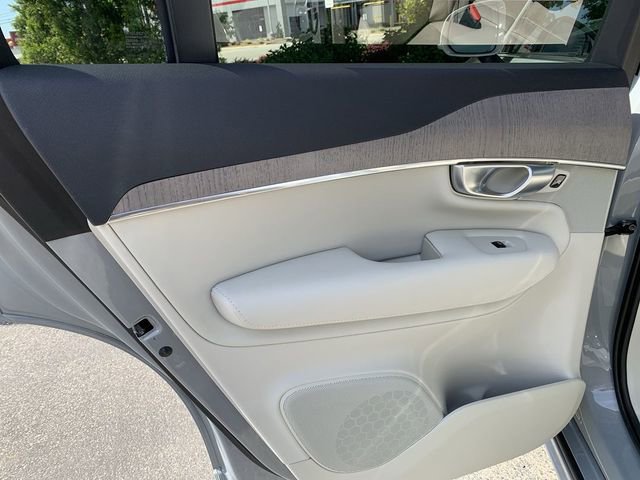 Used 2024 Volvo XC90 B5 Plus AWD/4WD image 15