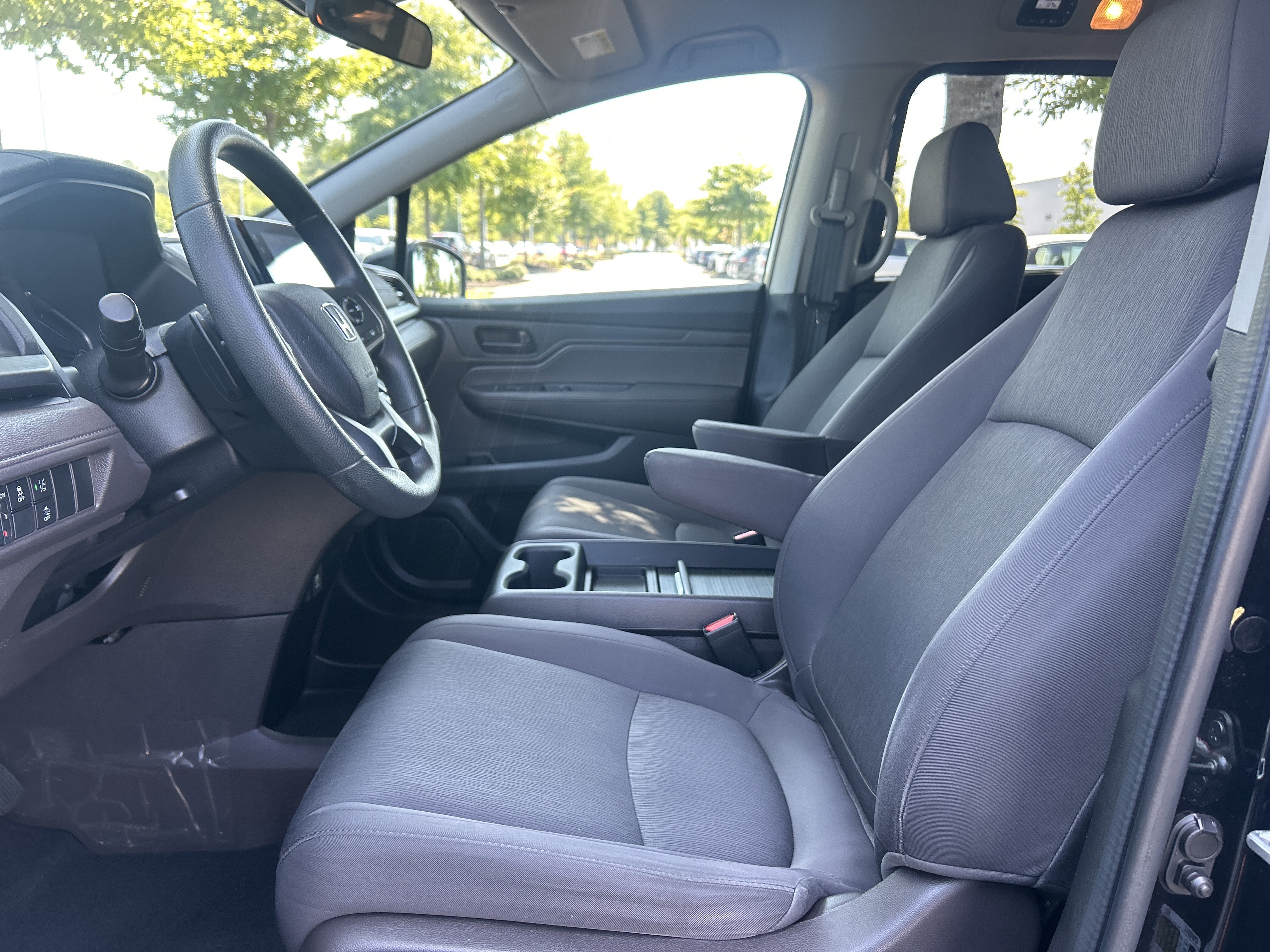 Used 2018 Honda Odyssey EX image 24