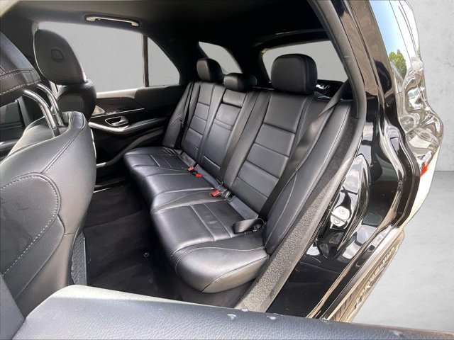 Used 2020 Mercedes-Benz GLE 350 4MATIC w/ Premium Package image 28
