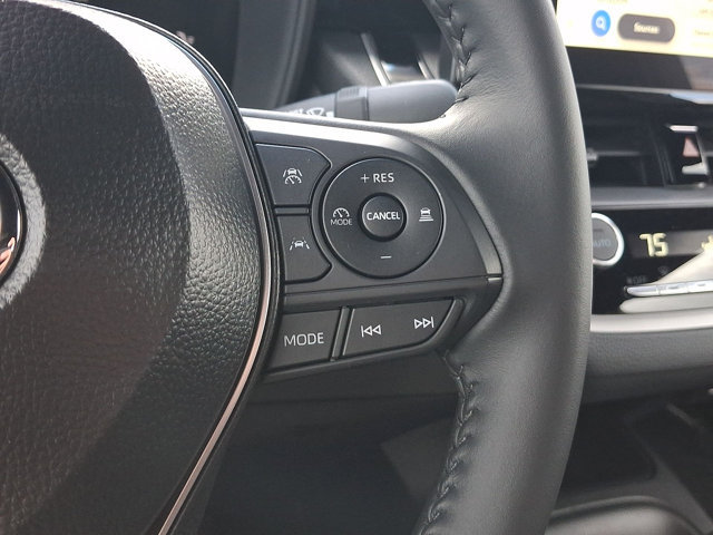 Used 2026 Toyota Corolla SE FWD image 19