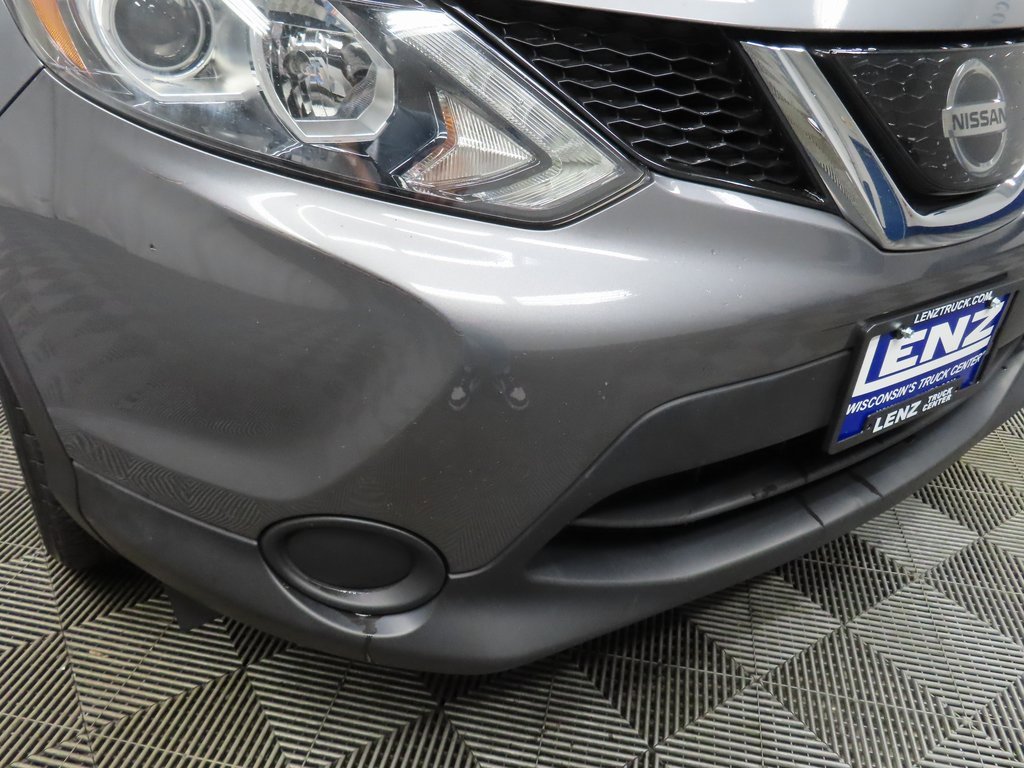 Used 2019 Nissan Rogue Sport SV image 38