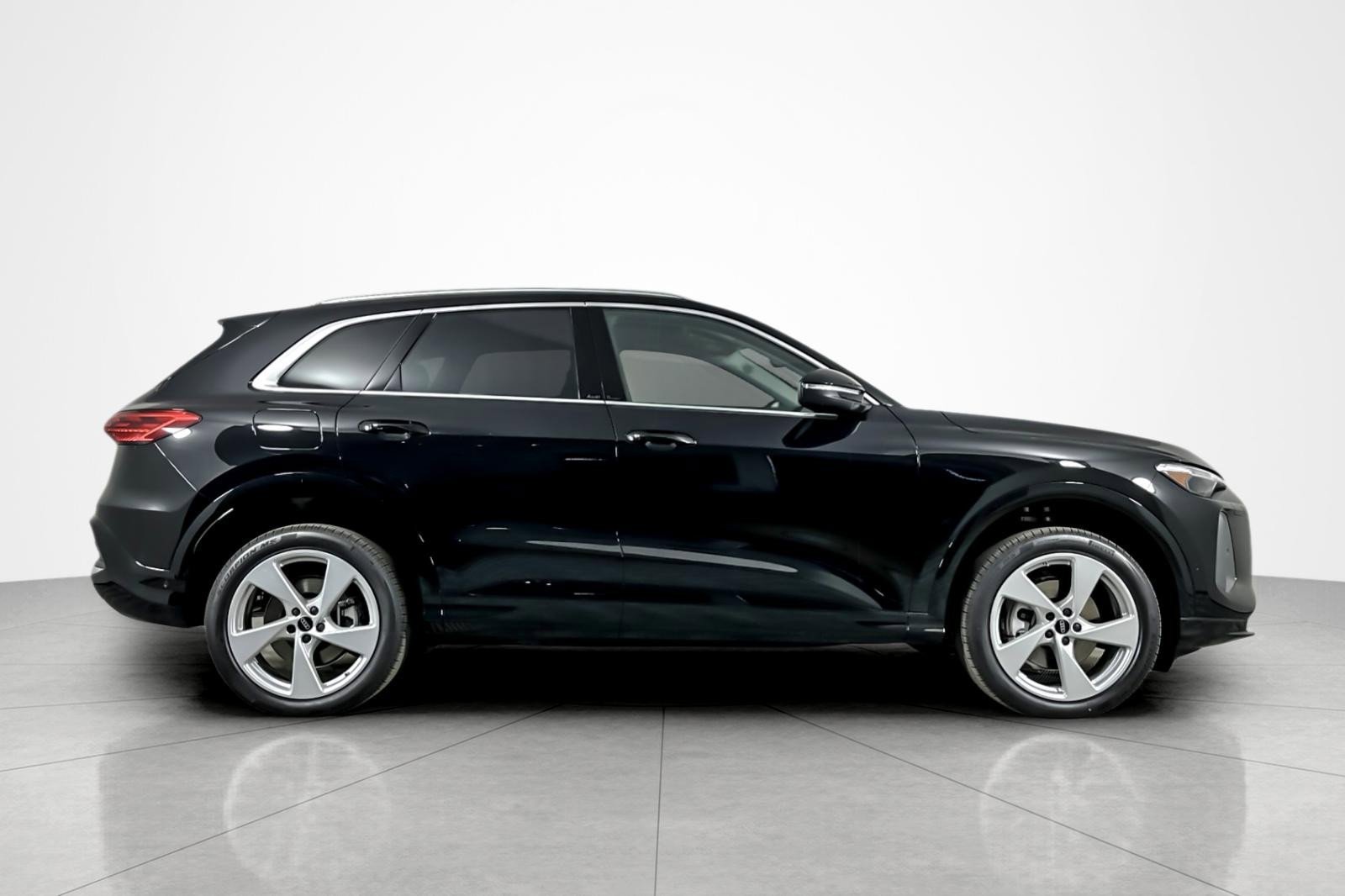 New 2025 Audi Q5 Premium Plus image 7
