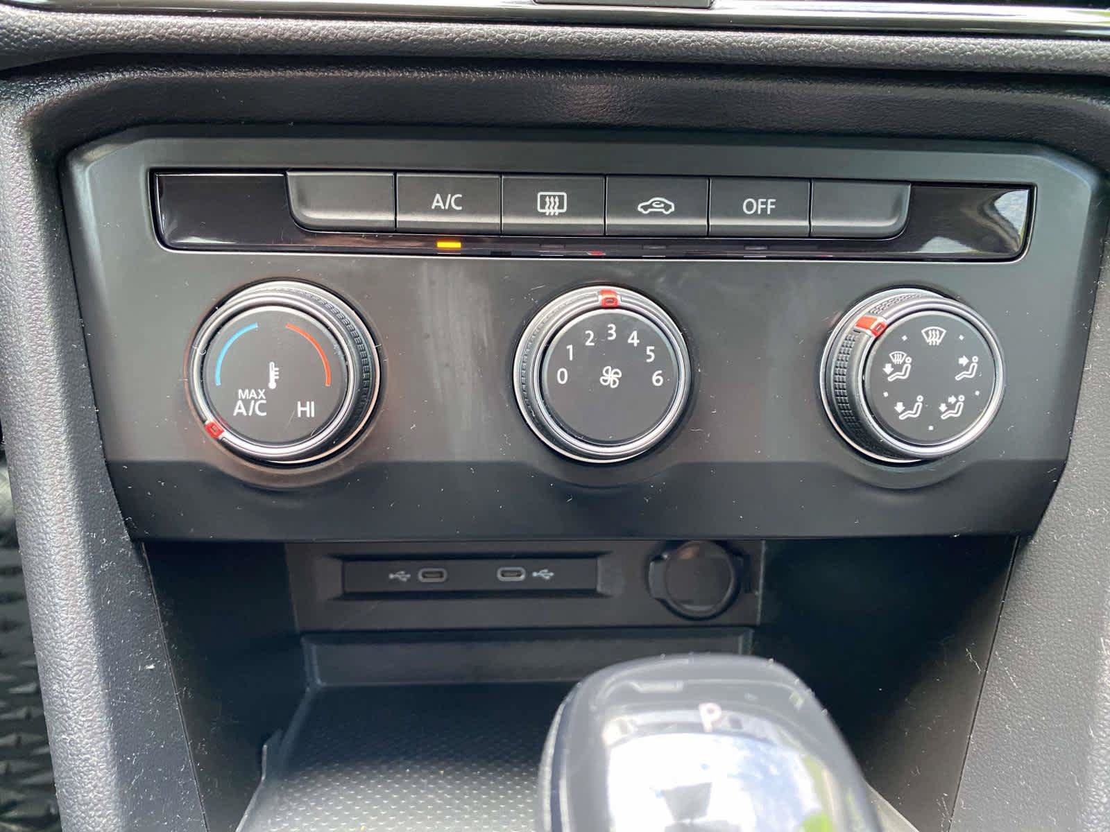 Certified 2022 Volkswagen Taos S FWD image 16