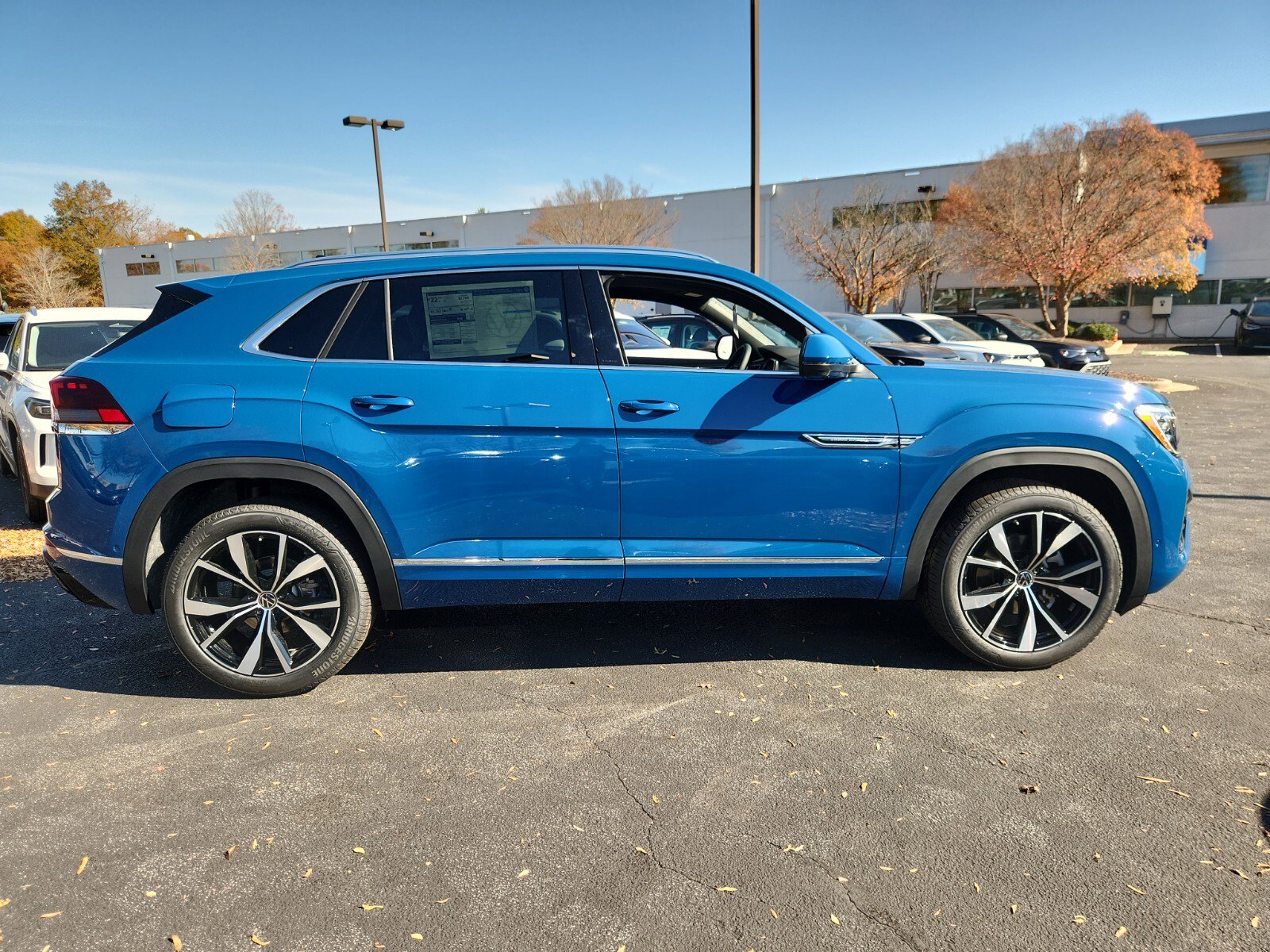 New 2026 Volkswagen Atlas Cross Sport SEL Premium R-Line image 4