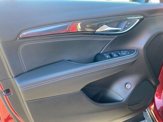 Certified 2023 Buick Envision Preferred w/ Sport Touring Package image 15