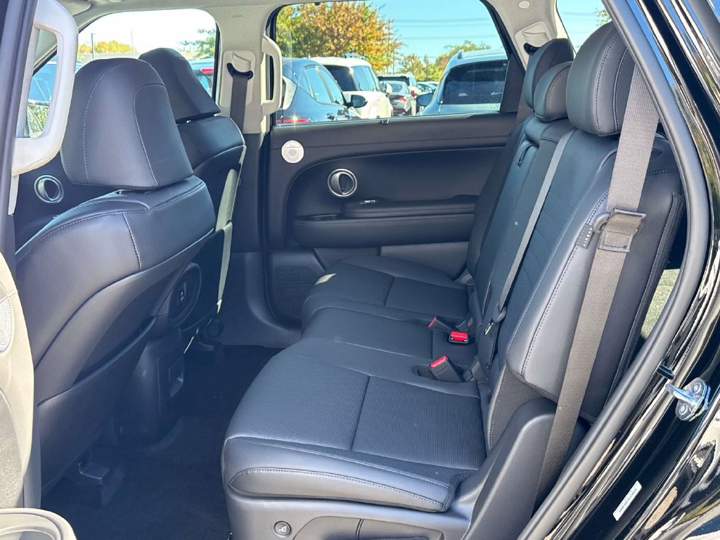 New 2027 Hyundai Palisade Limited FWD image 12