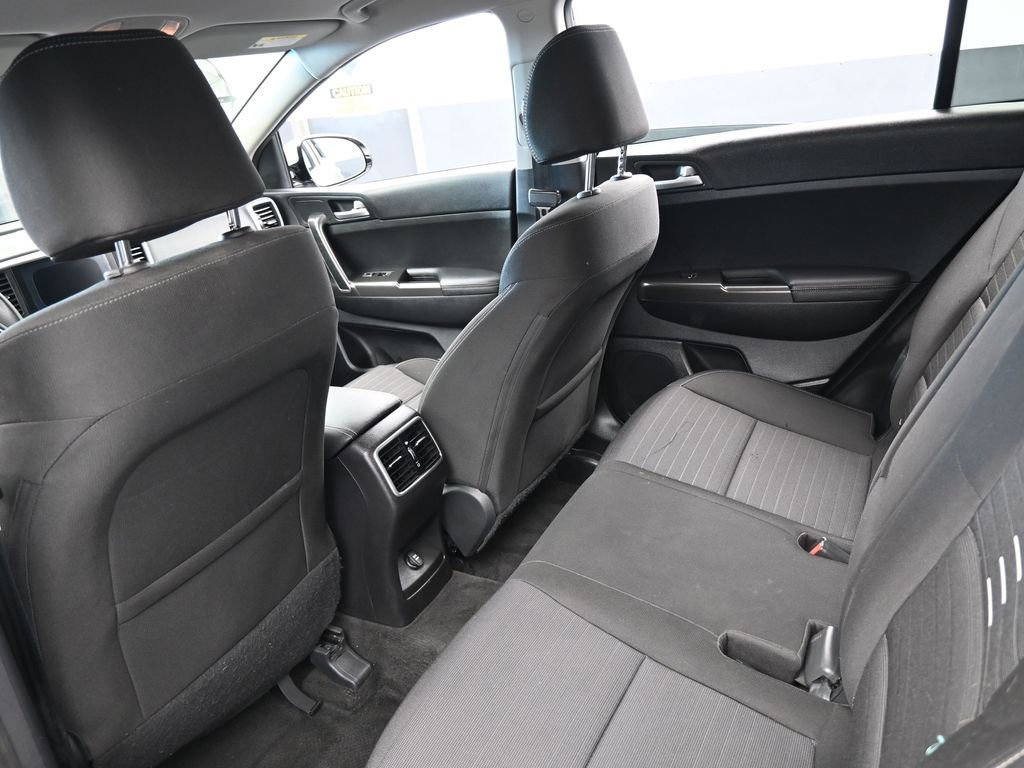 Used 2020 Kia Sportage LX w/ LX Popular Package image 31