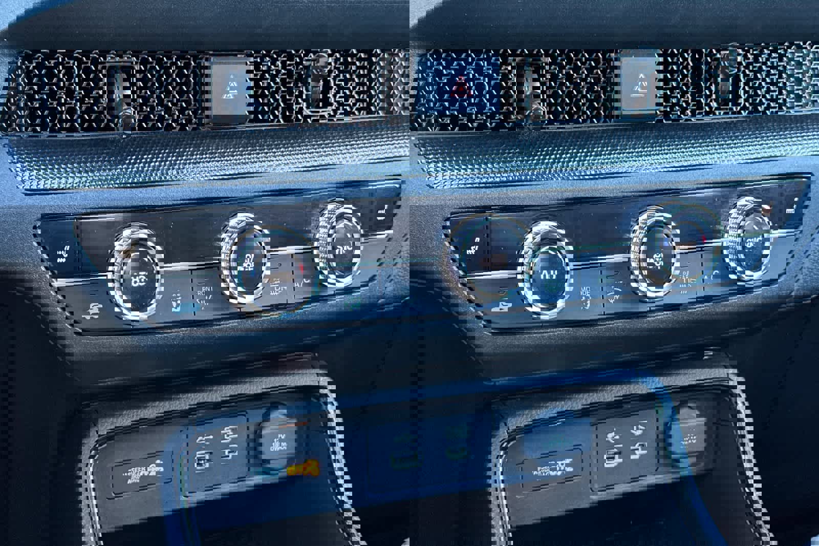 Certified 2025 Honda CR-V Sport-L image 23