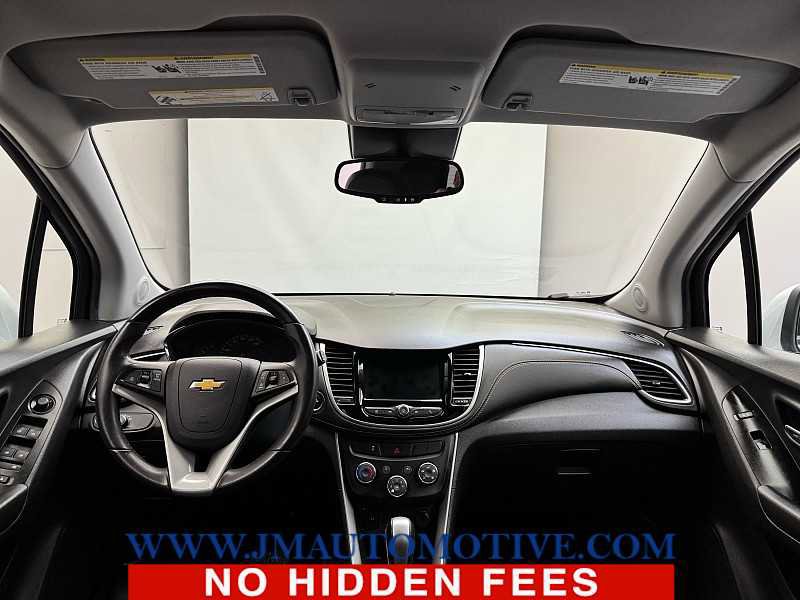 Used 2021 Chevrolet Trax LT w/ Driver Confidence Package image 11