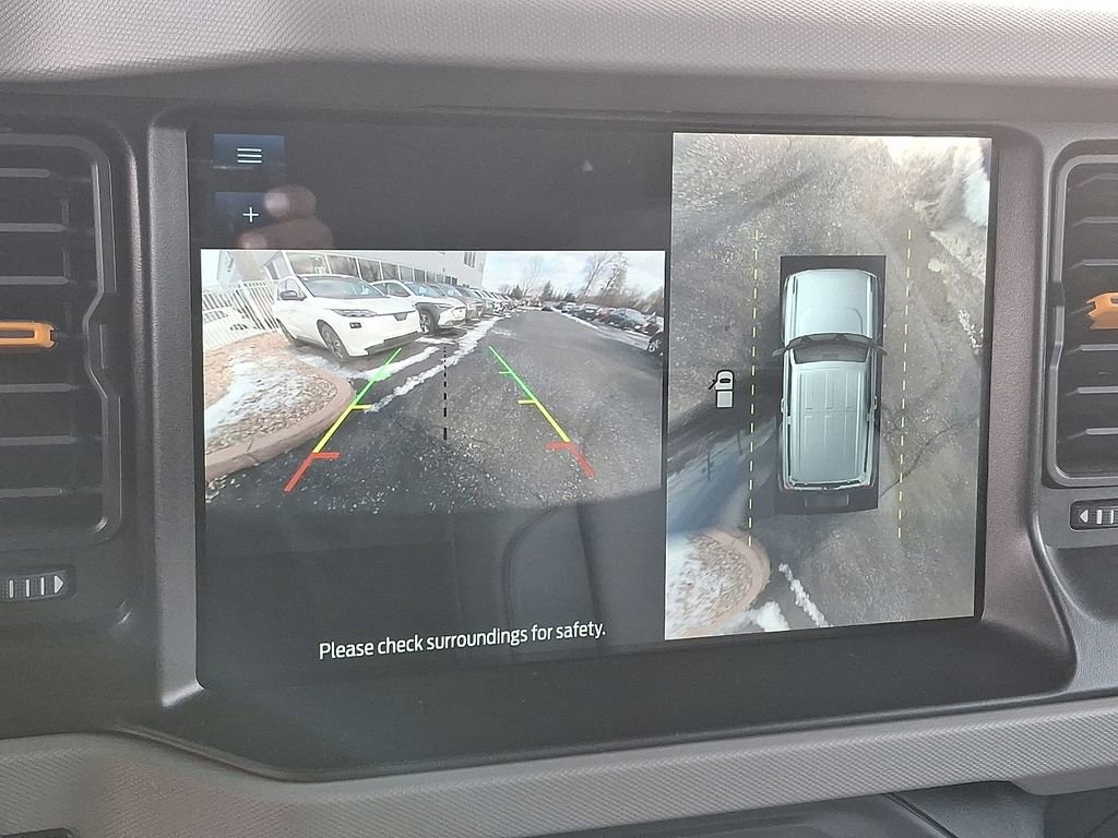 Used 2022 Ford Bronco Badlands image 17