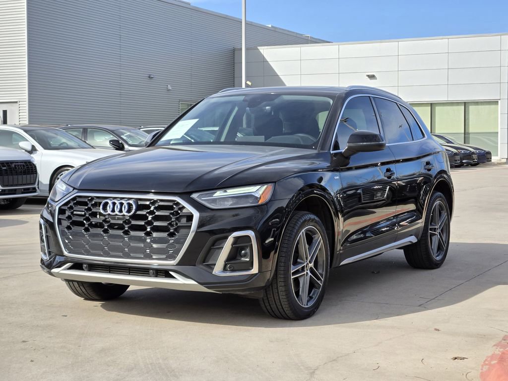 Certified 2023 Audi Q5 e Premium Plus w/ Premium Plus Package image 4