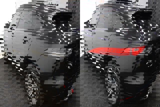 Used 2017 Jaguar F-PACE S image 10