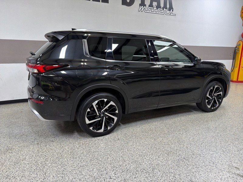 Used 2022 Mitsubishi Outlander SEL FWD image 32