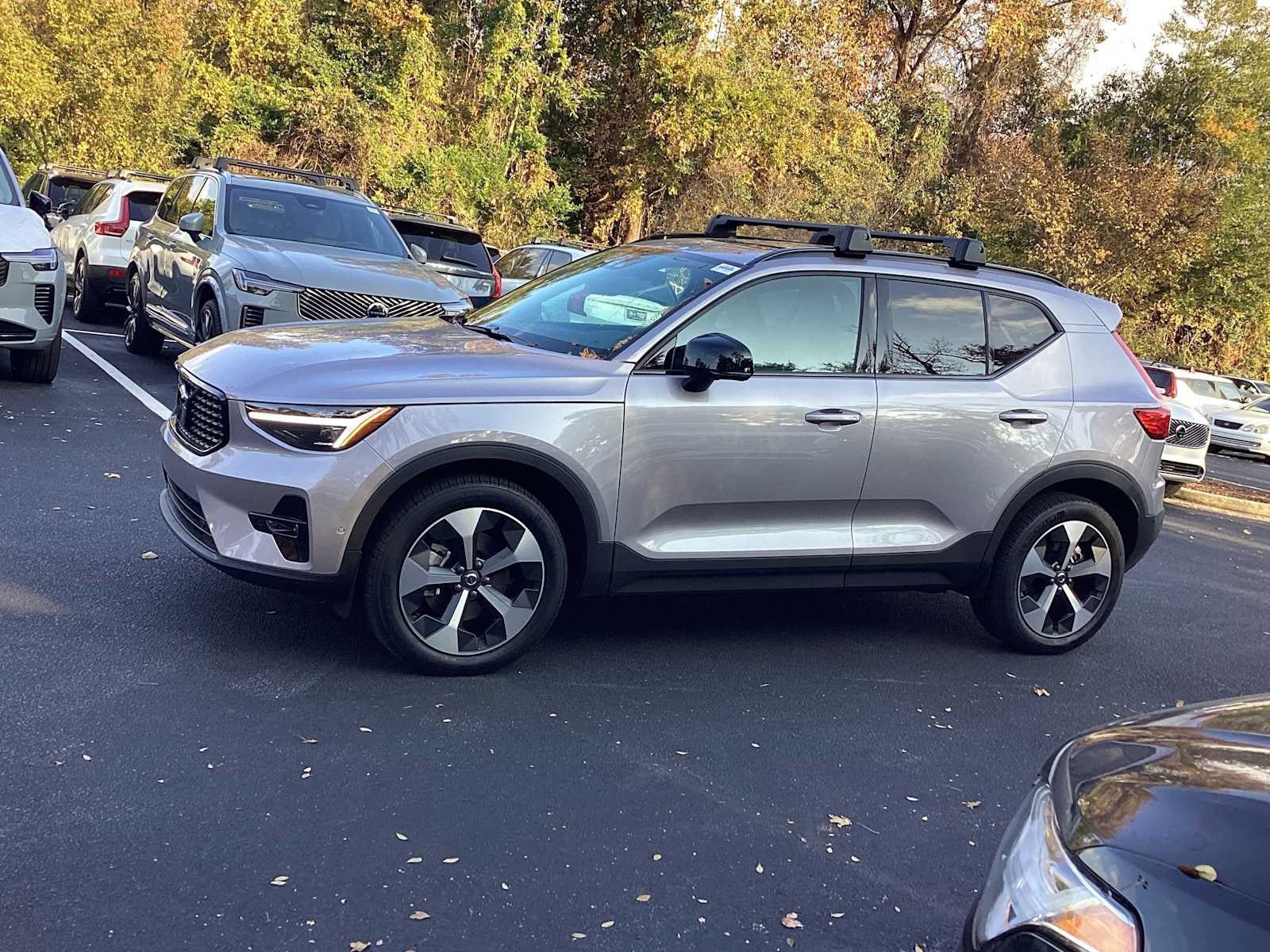 Used 2026 Volvo XC40 B5 Plus w/ Protection Package Premier image 43