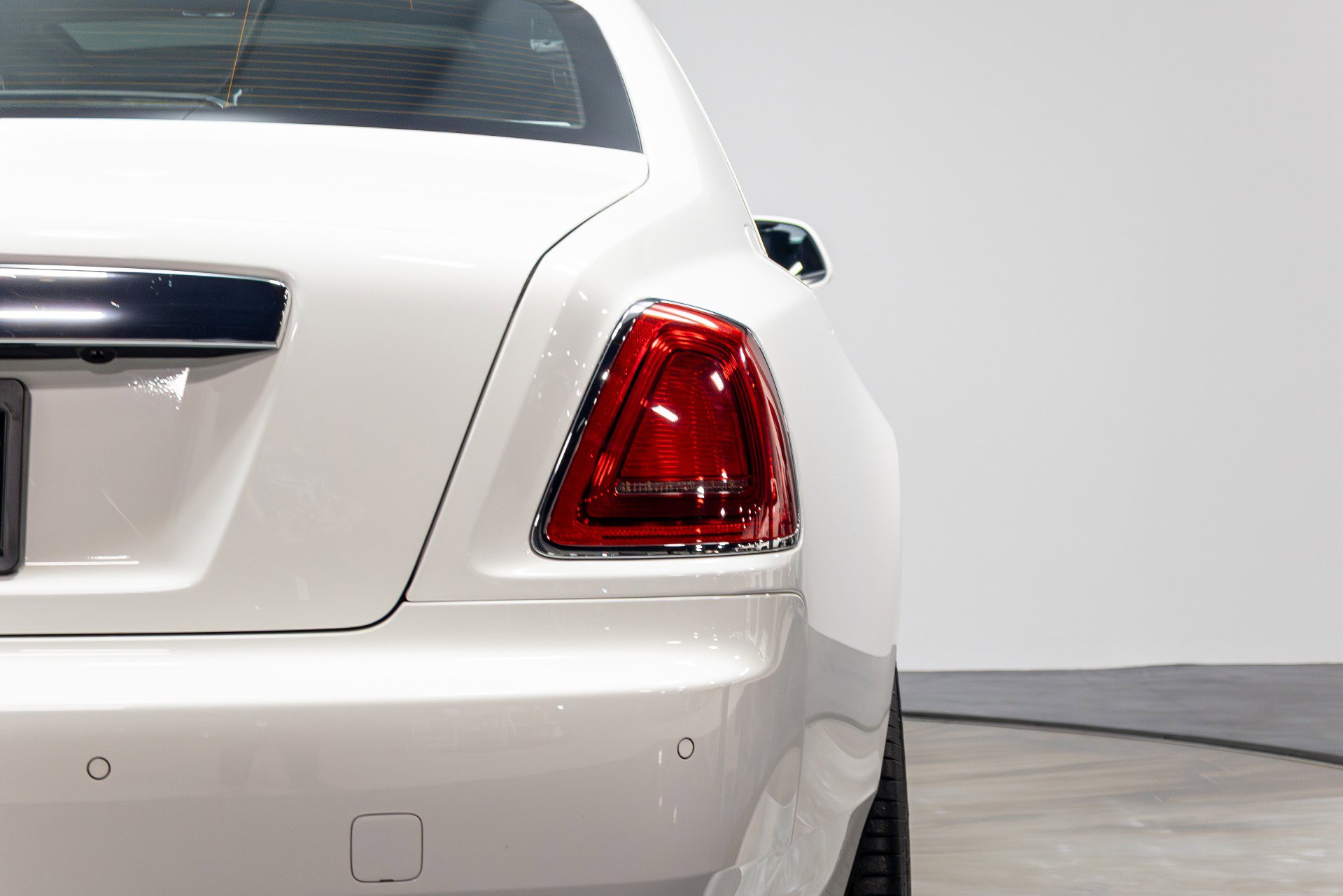 Used 2016 Rolls-Royce Ghost image 68