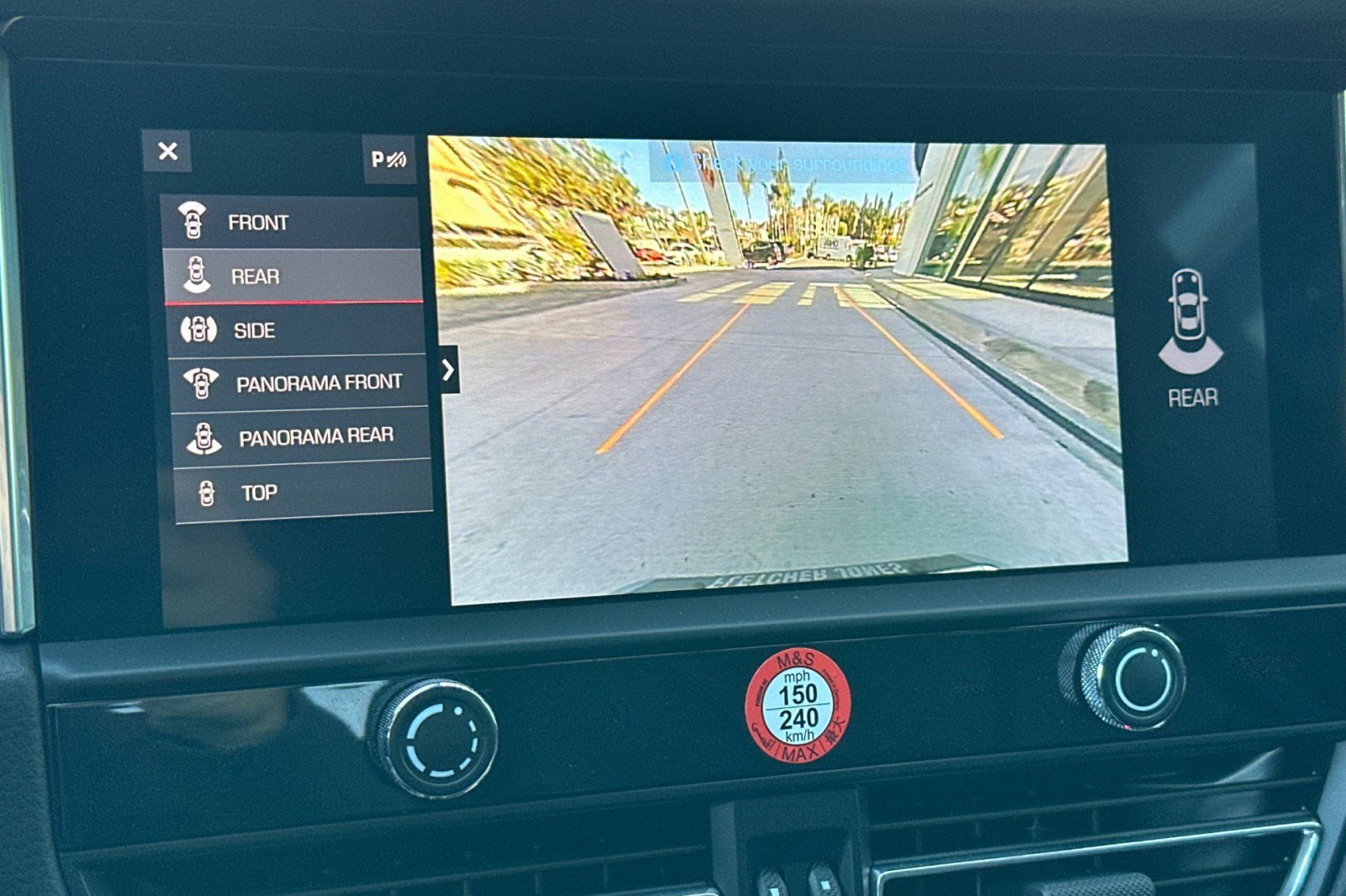 Used 2025 Porsche Macan image 20