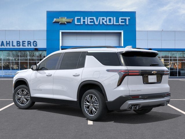New 2026 Chevrolet Traverse LT w/ Driver Confidence Package FWD image 3