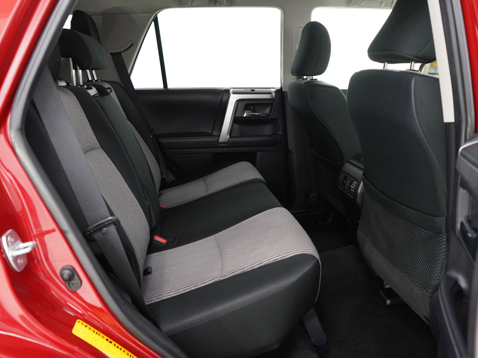 Used 2018 Toyota 4Runner SR5 image 15