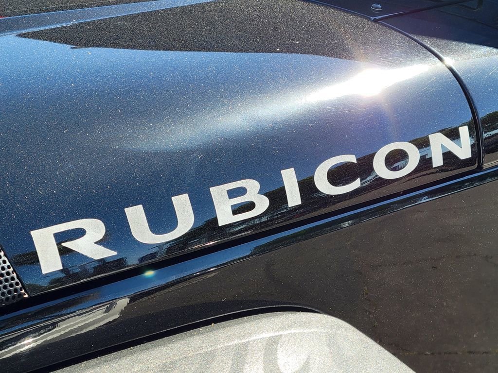 Used 2016 Jeep Wrangler Unlimited Rubicon w/ Connectivity Group image 25