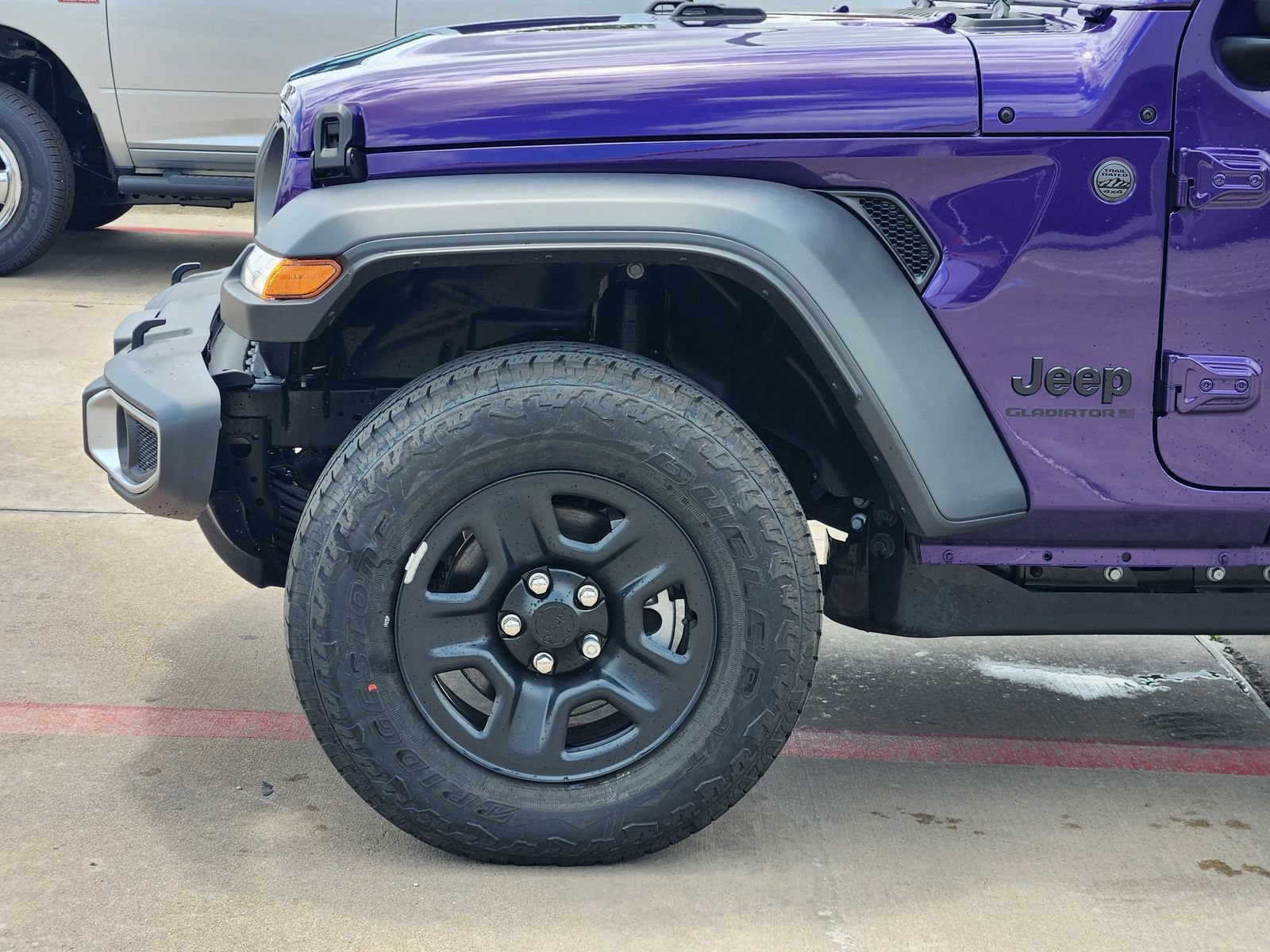 New 2026 Jeep Gladiator Sport AWD/4WD image 10