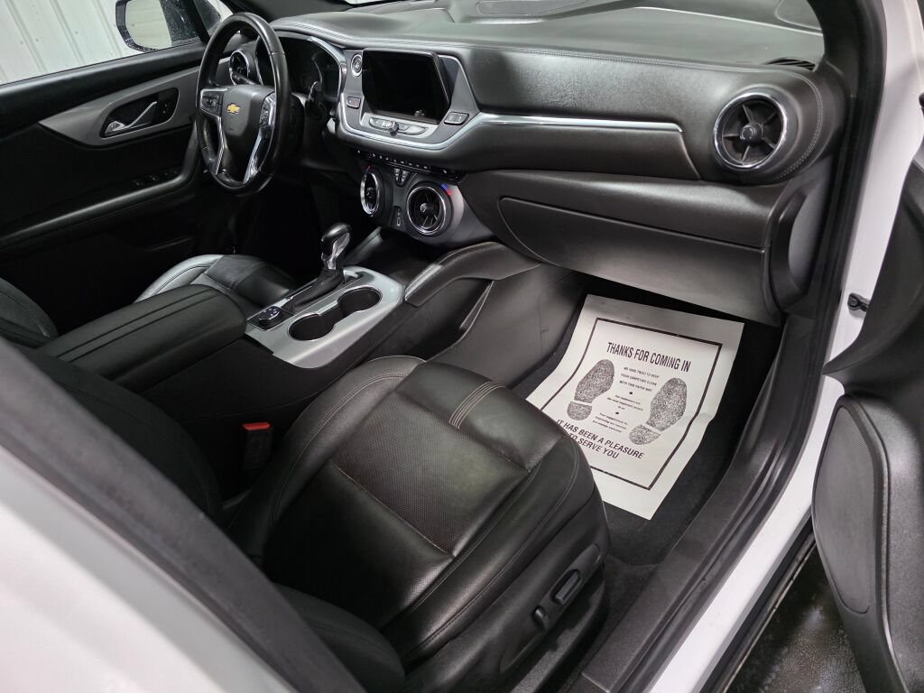Used 2022 Chevrolet Blazer LT w/ Redline Edition AWD/4WD image 7