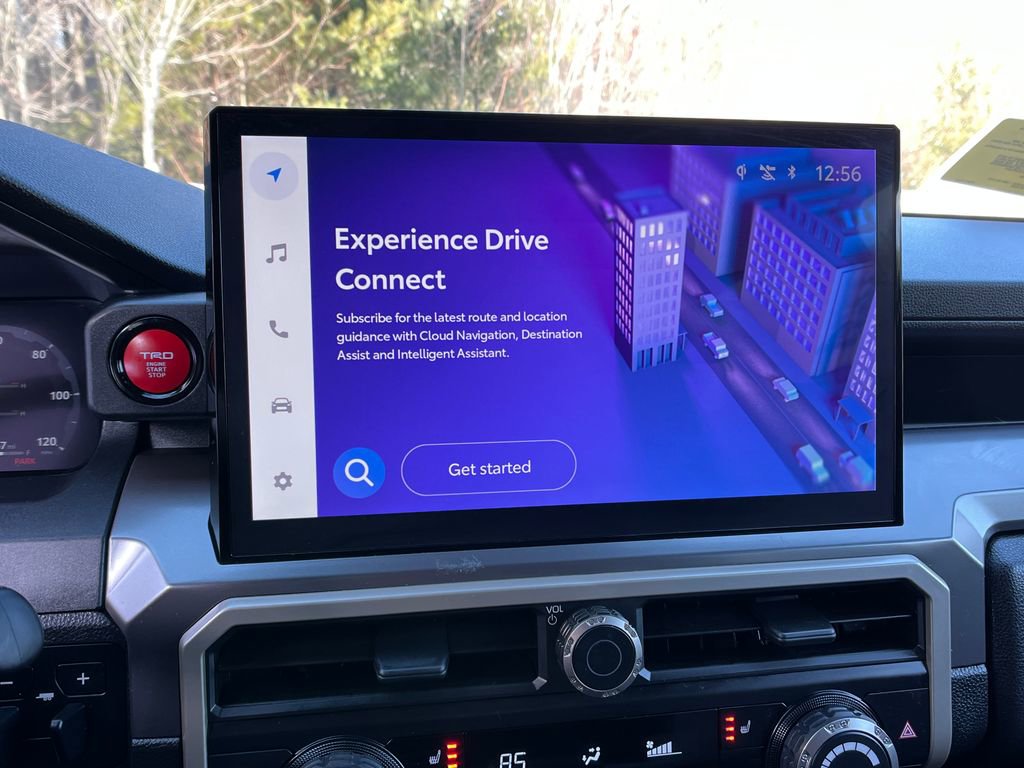 Used 2025 Toyota Tacoma TRD Sport w/ TRD Sport Upgrade Package image 18