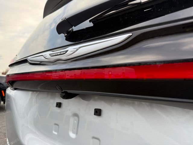 New 2026 Chrysler Pacifica Select image 7