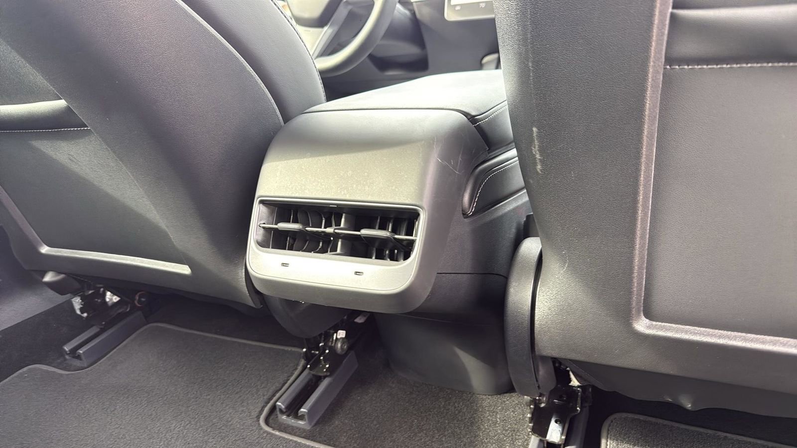 Used 2022 Tesla Model 3 Performance image 28