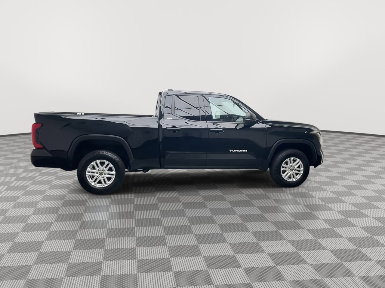 Used 2023 Toyota Tundra SR5 image 33