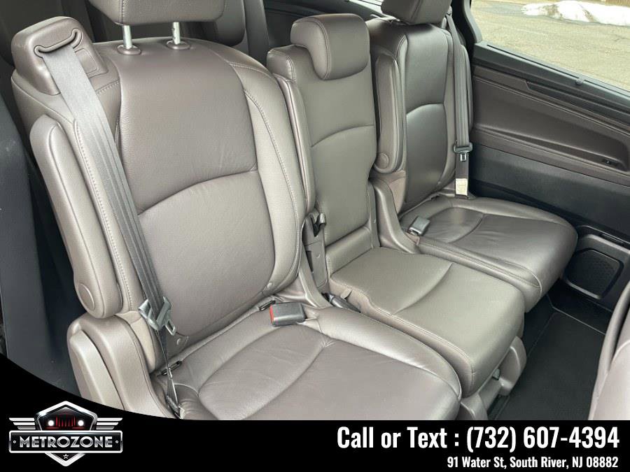 Used 2020 Honda Odyssey Elite image 24