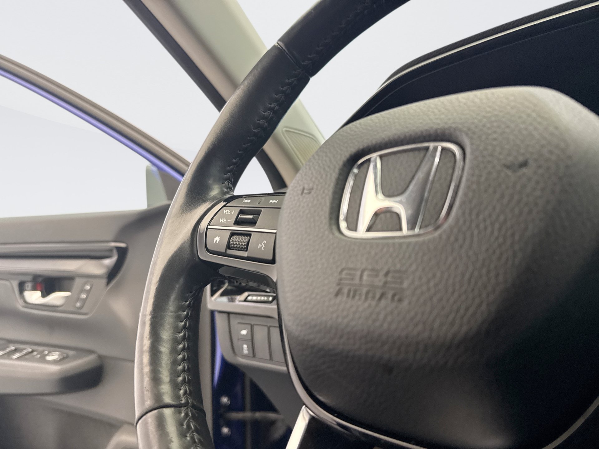 Used 2023 Honda CR-V EX-L image 16