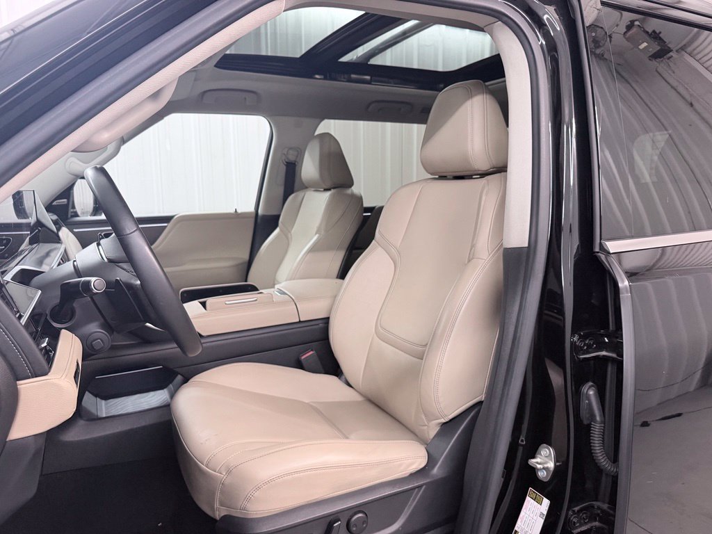 Certified 2025 INFINITI QX80 Pure w/ Exterior Package AWD/4WD image 13