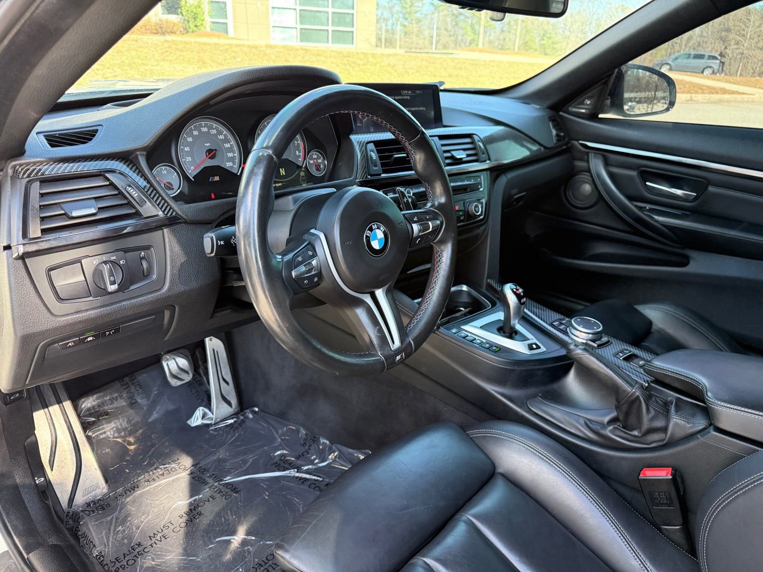 Used 2015 BMW M4 Convertible image 21