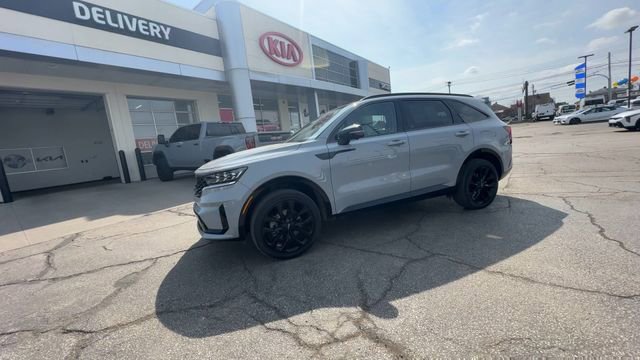 Certified 2023 Kia Sorento SX image 6