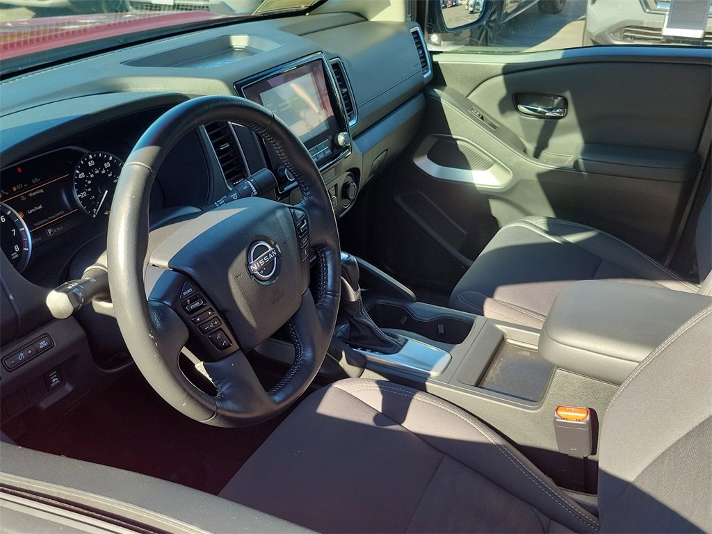 Certified 2023 Nissan Frontier SV w/ SV Convenience Package image 3