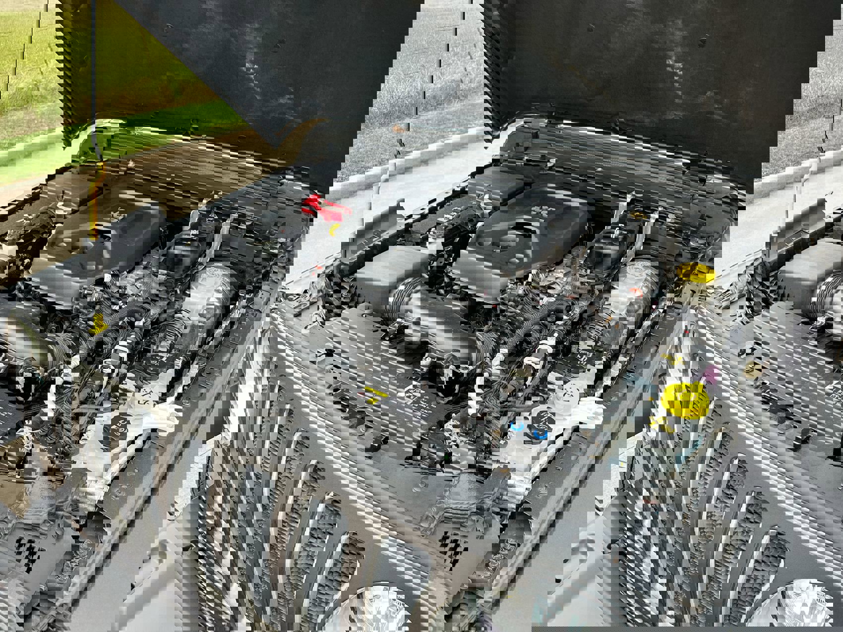 Used 2020 Jeep Wrangler Unlimited Sahara image 24