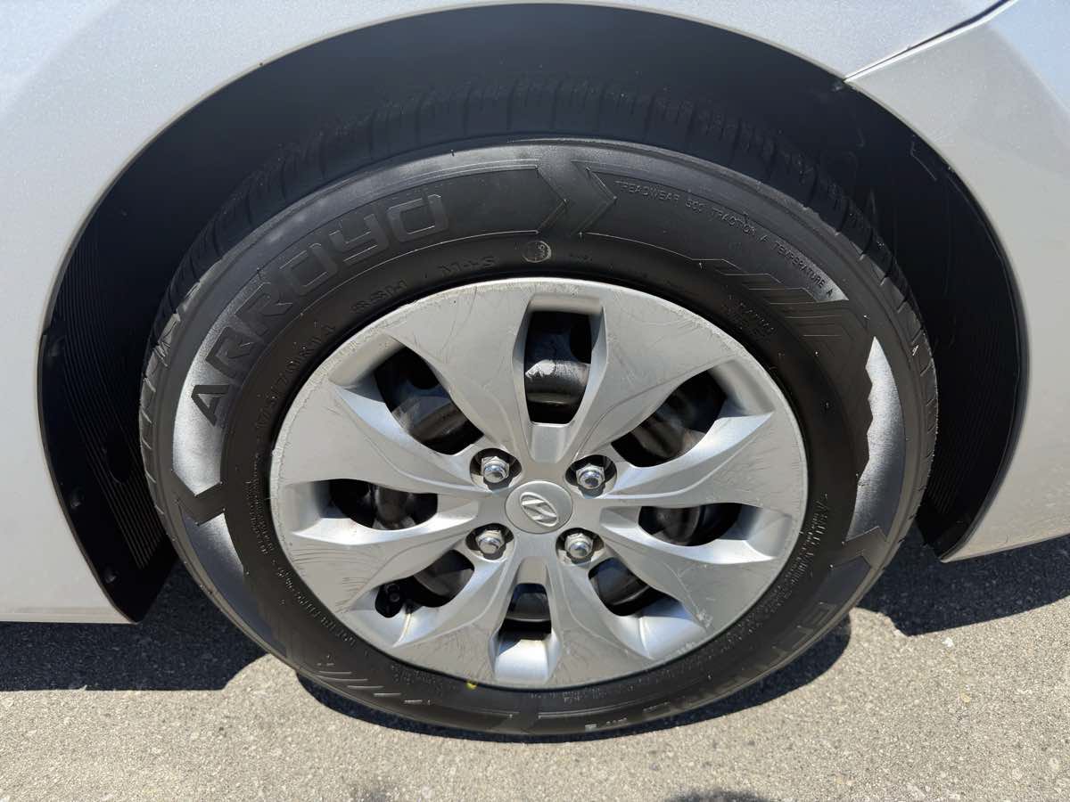 Used 2017 Hyundai Accent SE FWD image 7