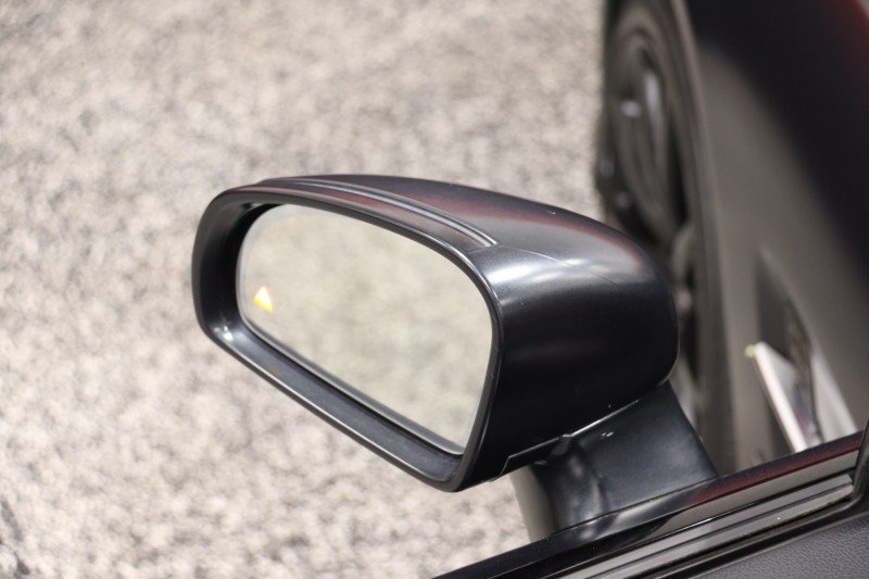 Used 2016 Mercedes-Benz SL 550 w/ Mille Miglia Edition image 58