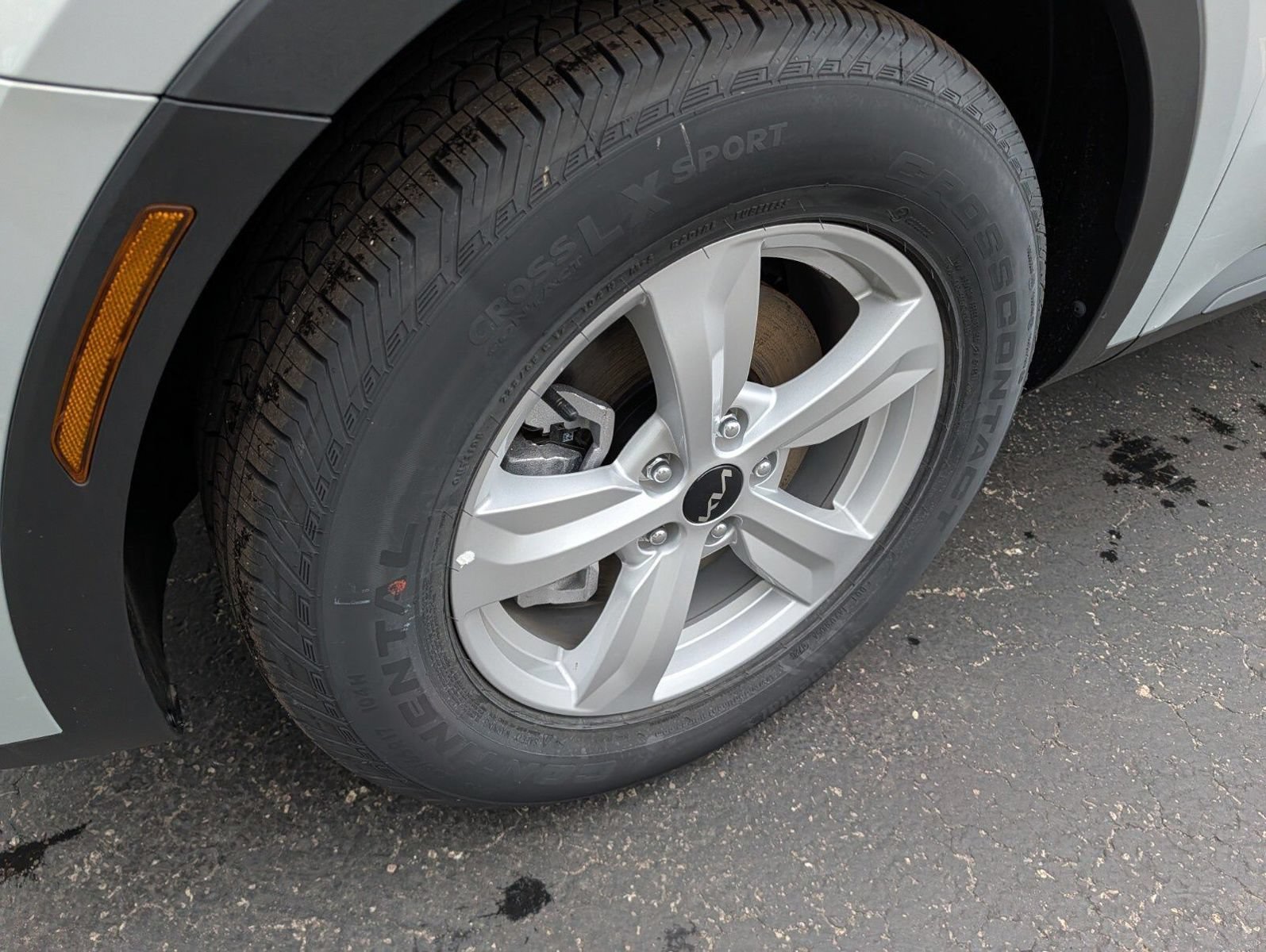New 2026 Kia Sorento LX FWD image 18