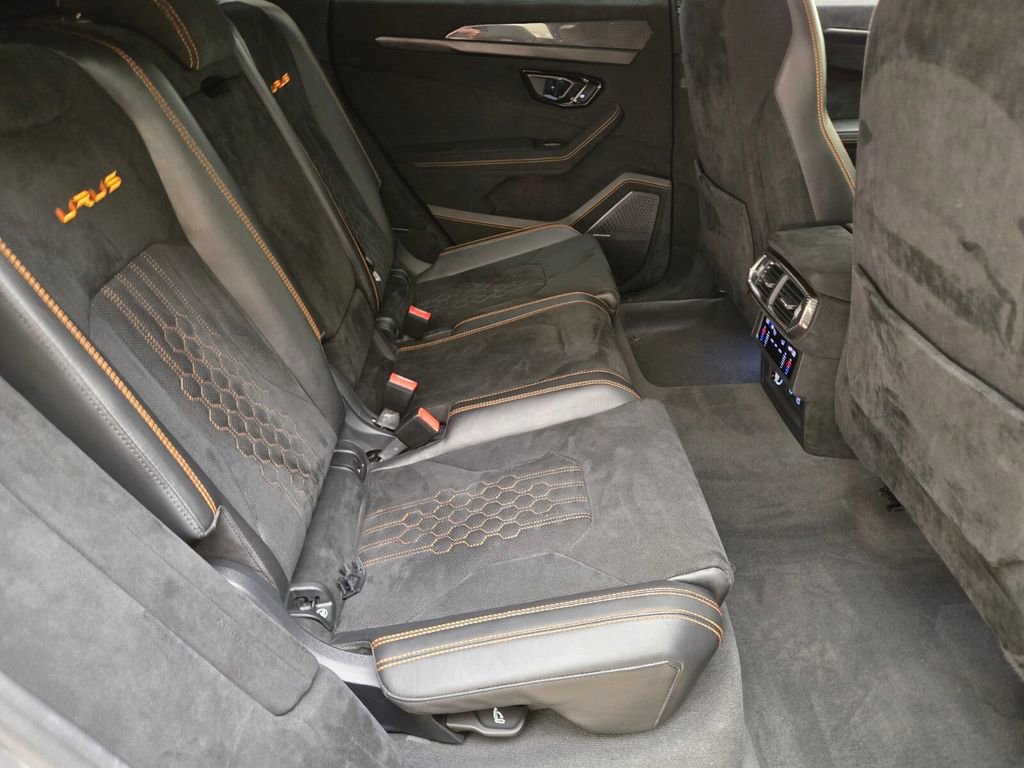 Used 2023 Lamborghini Urus Performante image 25