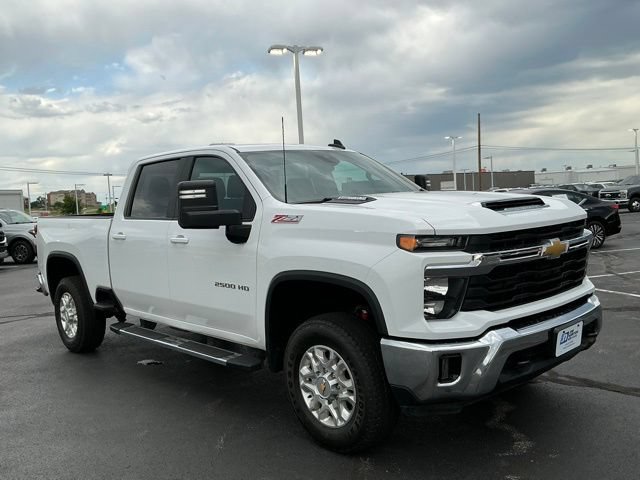Used 2024 Chevrolet Silverado 2500 LT