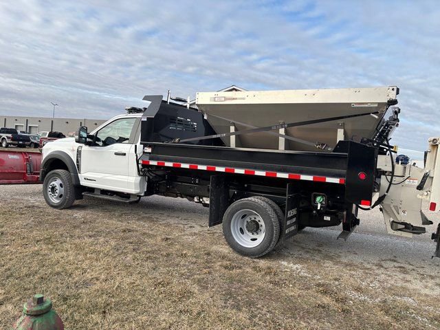 New 2026 Ford F550 4x4 Regular Cab Super Duty image 4
