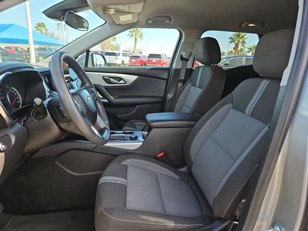 Used 2025 Chevrolet Blazer LT image 13