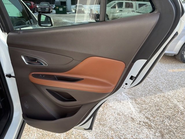 Used 2015 Buick Encore Premium image 32