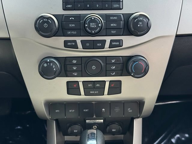 Used 2011 Ford Focus SEL FWD image 11