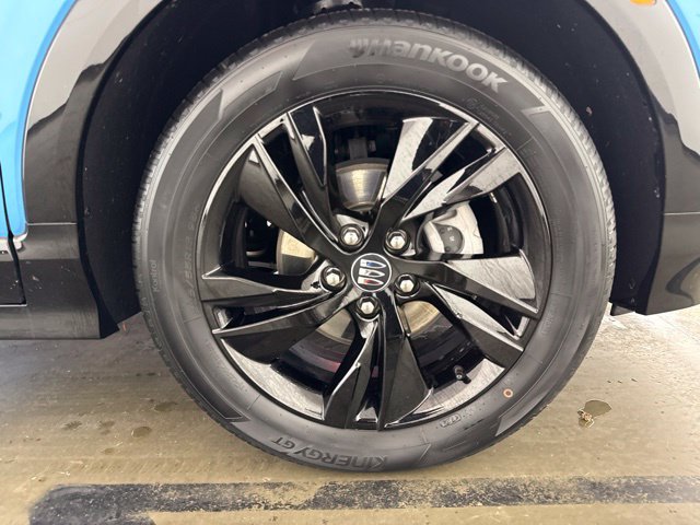 Used 2025 Buick Encore GX Sport Touring FWD image 11