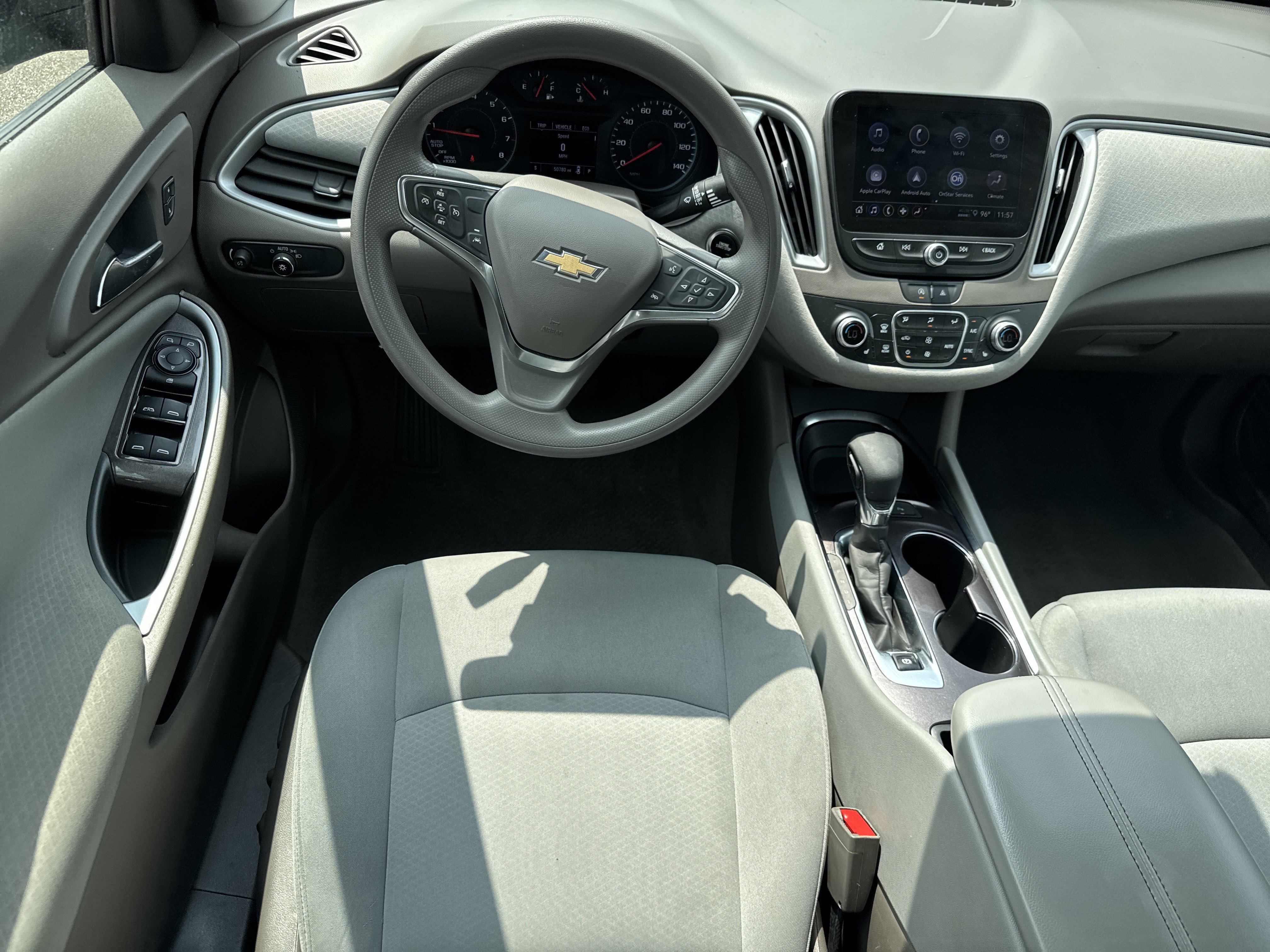 Used 2025 Chevrolet Malibu LT FWD image 7