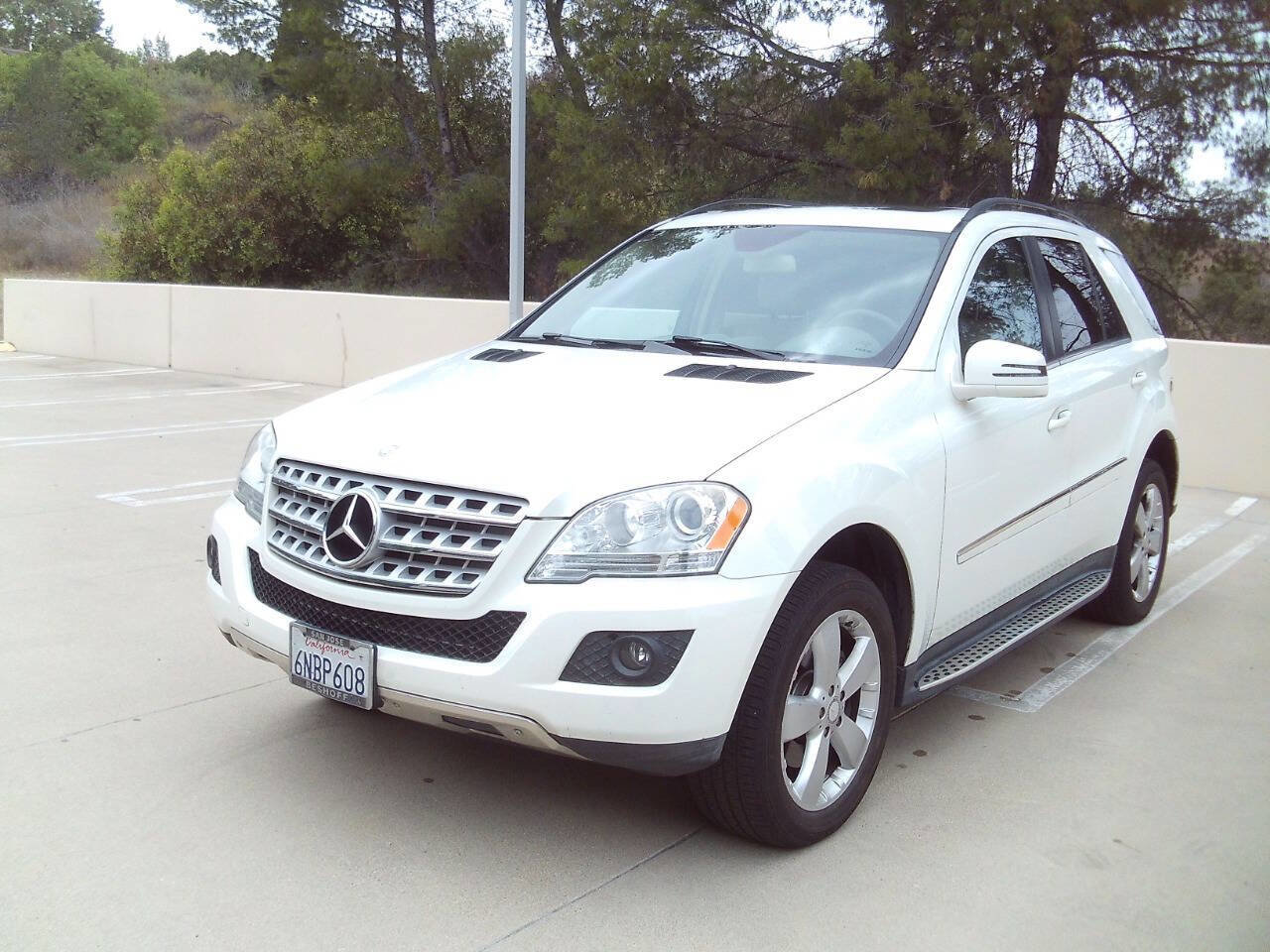 Used 2011 Mercedes-Benz ML 350 4MATIC image 3
